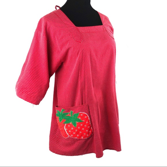 Vintage Tops - Vintage 70’s Strawberry 🍓 Top Shirt